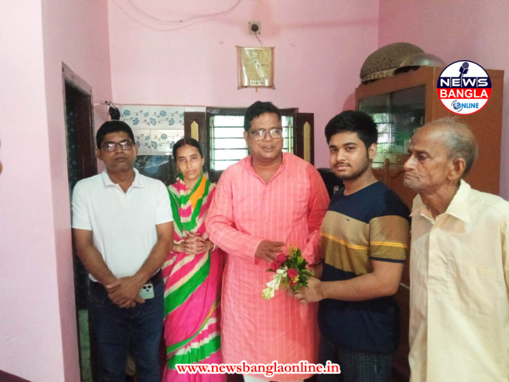 মাধ্যমিক থেকে উচ্চমাধ্যমিক – সৌমাল্যের জয়যাত্রা