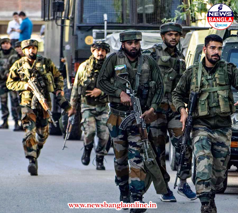 কাশ্মীরের সোপিয়ানে জঙ্গিদের সঙ্গে নিরাপত্তা বাহিনীর গুলির লড়াই, টানা দুই ঘণ্টা ধরে চলছে সন্ত্রাসবিরোধী অভিযান